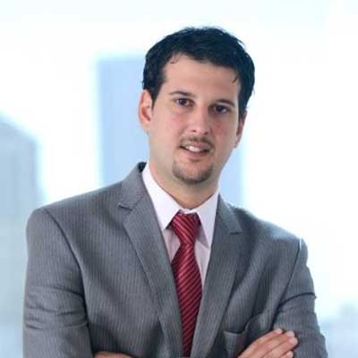 Nuevo socio en Nicholson y Cano 